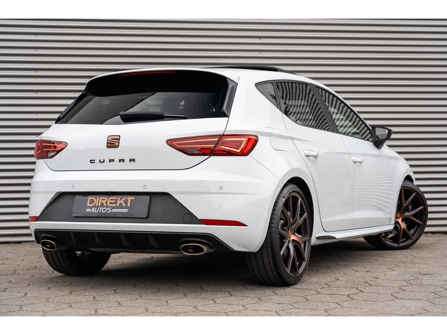SEAT Leon 2.0 TSI CUPRA PANO BEATS VIRTUAL KEYLESS CAMERA