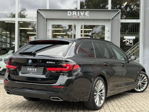 BMW 5 Serie Touring 530e xDrive Bus Ed. Plus |Pano|H/K|4W Steering|CoPilot|HUD|Laser