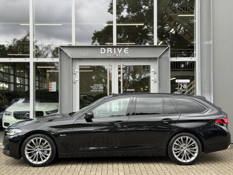 BMW 5 Serie Touring 530e xDrive Bus Ed. Plus |Pano|H/K|4W Steering|CoPilot|HUD|Laser