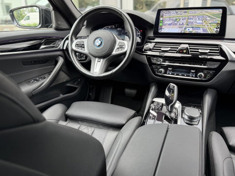 BMW 5 Serie Touring 530e xDrive Bus Ed. Plus |Pano|H/K|4W Steering|CoPilot|HUD|Laser