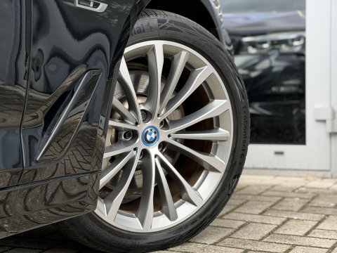 BMW 5 Serie Touring 530e xDrive Bus Ed. Plus |Pano|H/K|4W Steering|CoPilot|HUD|Laser