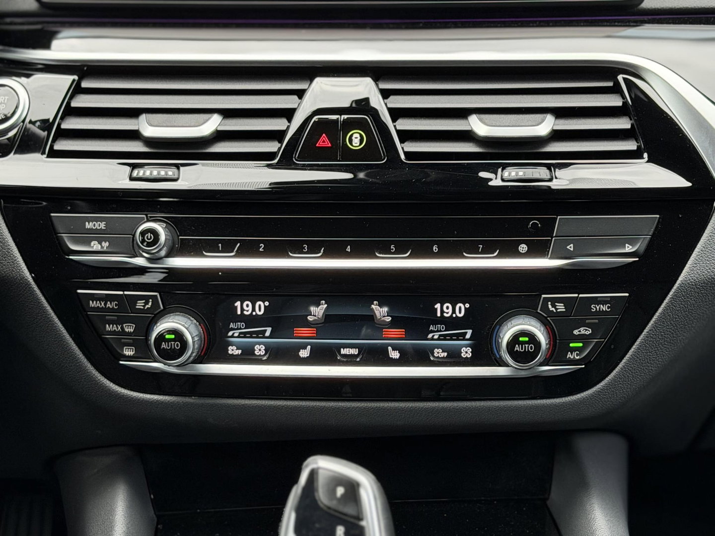 BMW 5 Serie Touring 530e xDrive Bus Ed. Plus |Pano|H/K|4W Steering|CoPilot|HUD|Laser