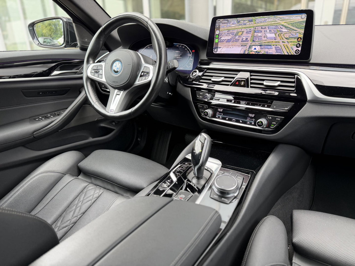 BMW 5 Serie Touring 530e xDrive Bus Ed. Plus |Pano|H/K|4W Steering|CoPilot|HUD|Laser