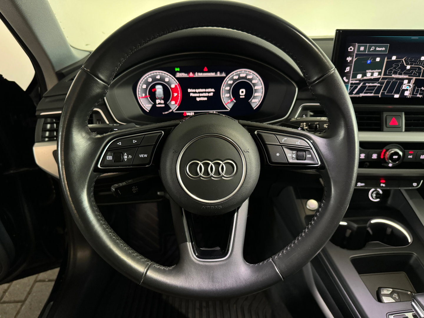 Audi A4 AVANT 35 TFSI Launch edition Sport Leer|Keyless|Carplay