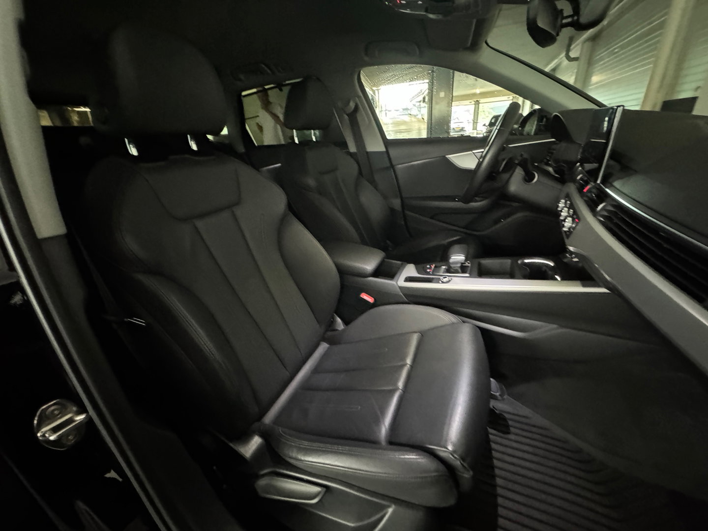 Audi A4 AVANT 35 TFSI Launch edition Sport Leer|Keyless|Carplay