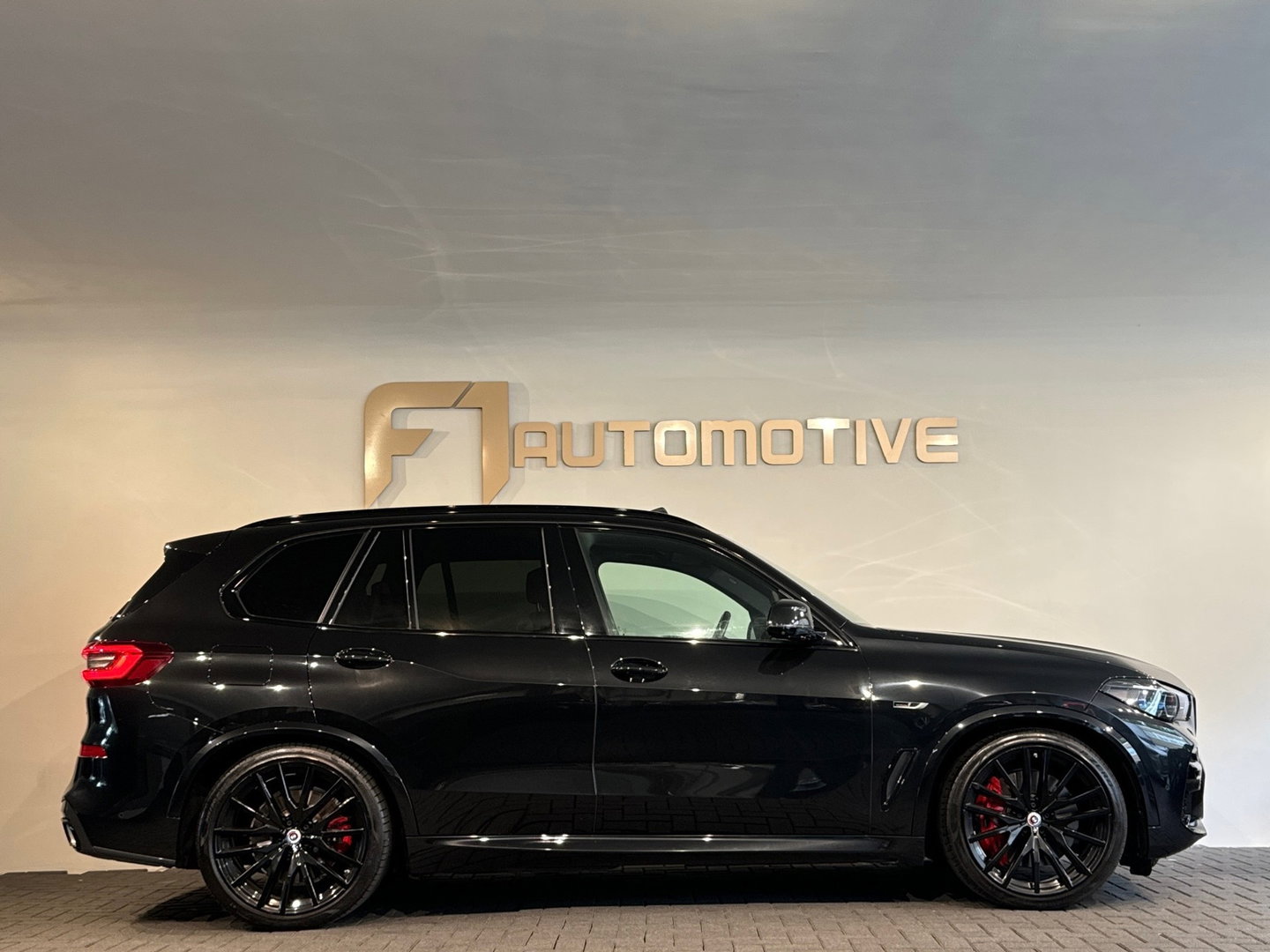 BMW X5 XDrive45e High Executive M Sport Pano|Trekhaak|4W-besturing