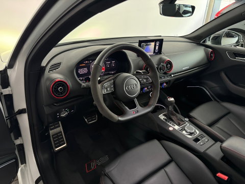 Audi RS3 Sportback 2.5 TFSI quattro Pano|Keyless|B&O|RS Seat|Camera