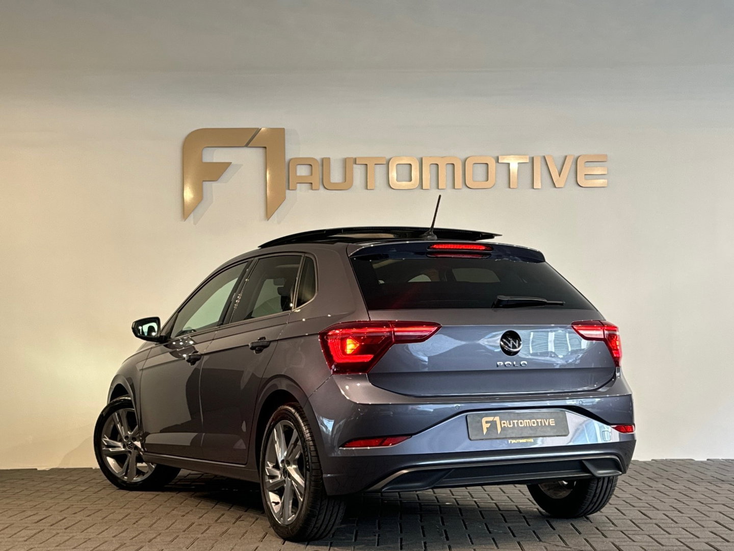 Volkswagen Polo 1.0 TSI Style Pano|IQ|Camera|CarPlay|Lane Assist