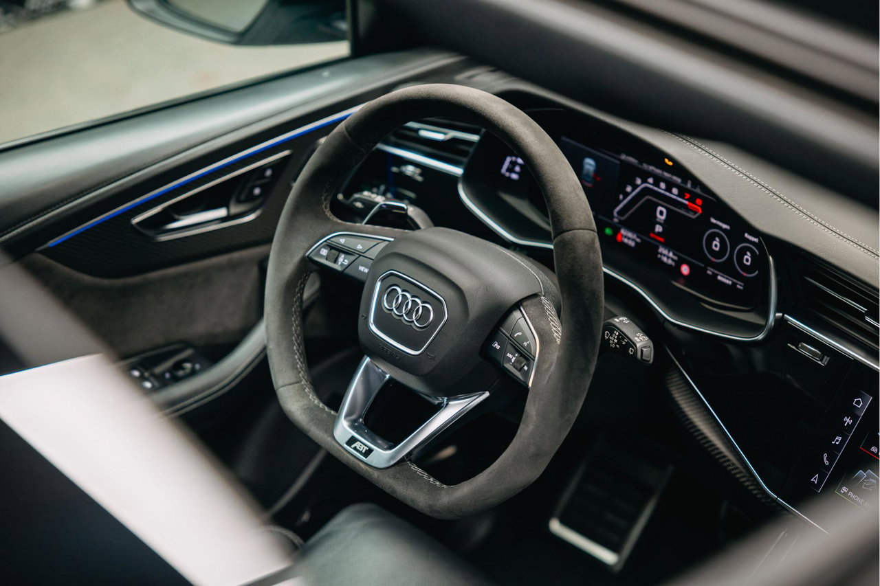 Audi RSQ8