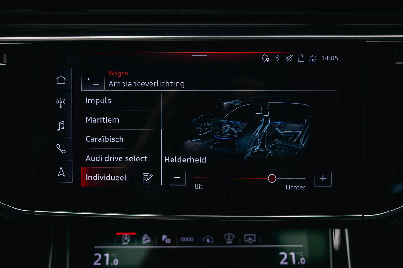 Audi RSQ8