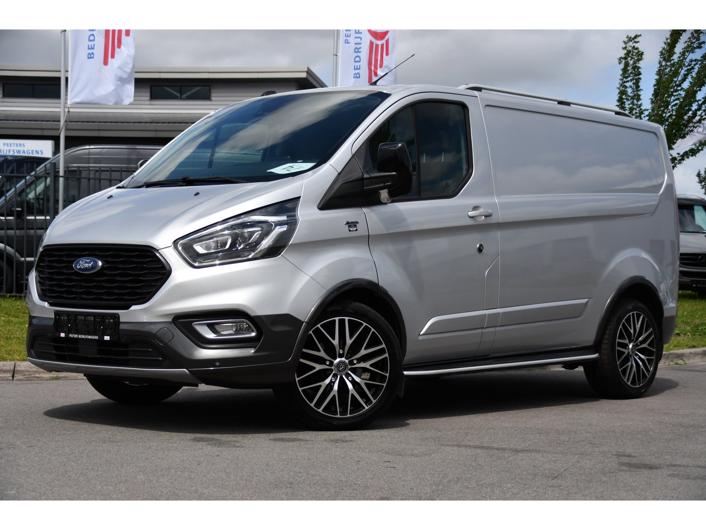 Ford Transit Custom 320 2.0 TDCI L1H1 Active PB Edition Adaptieve Cruise, Camera, Caprlay, Stoelverwarming, Leder, 170pk, LED, Automaat, BLIS, Uniek!