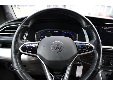 Volkswagen Transporter 2.0 TDI L2H1 28 Bulli Virtual, Camera, Carplay, LED, 150pk, Stoelverwarming, Leder, Automaat, Voorruit verwarming, 2 xStoel, Uniek!