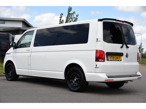 Volkswagen Transporter 2.0 TDI L2H1 28 Bulli Virtual, Camera, Carplay, LED, 150pk, Stoelverwarming, Leder, Automaat, Voorruit verwarming, 2 xStoel, Uniek!
