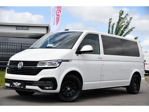 Volkswagen Transporter 2.0 TDI L2H1 28 Bulli Virtual, Camera, Carplay, LED, 150pk, Stoelverwarming, Leder, Automaat, Voorruit verwarming, 2 xStoel, Uniek!