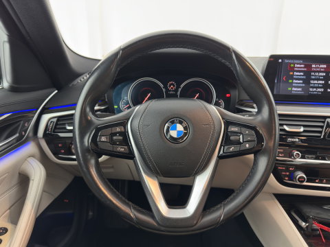 BMW 5 Serie 520d High Executive Luxury-Line Aut. *LEDER | FULL-LED | MEMORY-PACK | DIGI-COCKPIT | HEATED-COMFORTSEATS | AMBIENTLIGHT | NAVI-FULLMAP | ECC | PDC | CRUISE | 18''ALU*