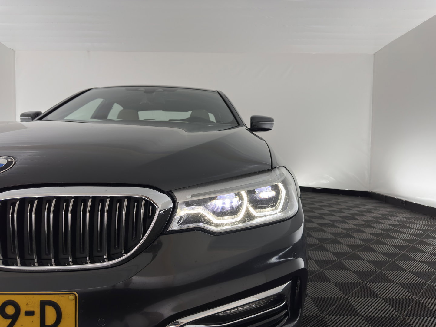 BMW 5 Serie 520d High Executive Luxury-Line Aut. *LEDER | FULL-LED | MEMORY-PACK | DIGI-COCKPIT | HEATED-COMFORTSEATS | AMBIENTLIGHT | NAVI-FULLMAP | ECC | PDC | CRUISE | 18''ALU*