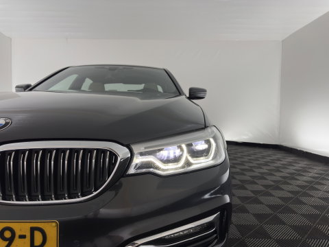BMW 5 Serie 520d High Executive Luxury-Line Aut. *LEDER | FULL-LED | MEMORY-PACK | DIGI-COCKPIT | HEATED-COMFORTSEATS | AMBIENTLIGHT | NAVI-FULLMAP | ECC | PDC | CRUISE | 18''ALU*