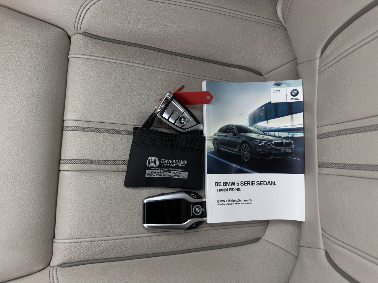 BMW 5 Serie 520d High Executive Luxury-Line Aut. *LEDER | FULL-LED | MEMORY-PACK | DIGI-COCKPIT | HEATED-COMFORTSEATS | AMBIENTLIGHT | NAVI-FULLMAP | ECC | PDC | CRUISE | 18''ALU*