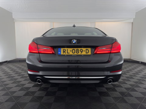 BMW 5 Serie 520d High Executive Luxury-Line Aut. *LEDER | FULL-LED | MEMORY-PACK | DIGI-COCKPIT | HEATED-COMFORTSEATS | AMBIENTLIGHT | NAVI-FULLMAP | ECC | PDC | CRUISE | 18''ALU*