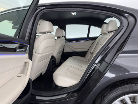 BMW 5 Serie 520d High Executive Luxury-Line Aut. *LEDER | FULL-LED | MEMORY-PACK | DIGI-COCKPIT | HEATED-COMFORTSEATS | AMBIENTLIGHT | NAVI-FULLMAP | ECC | PDC | CRUISE | 18''ALU*