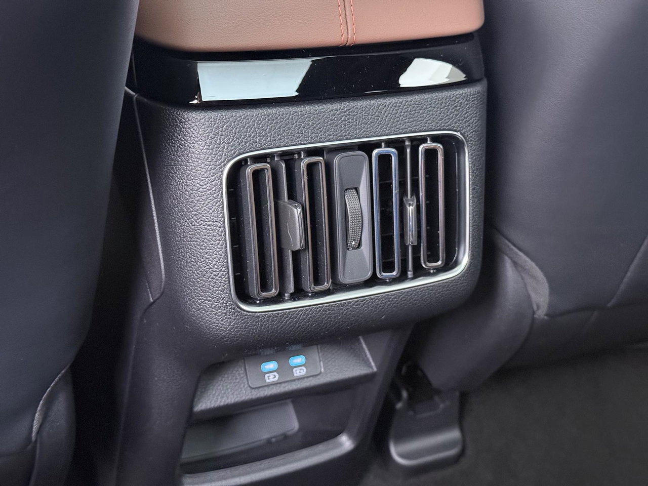 BYD SEAL U