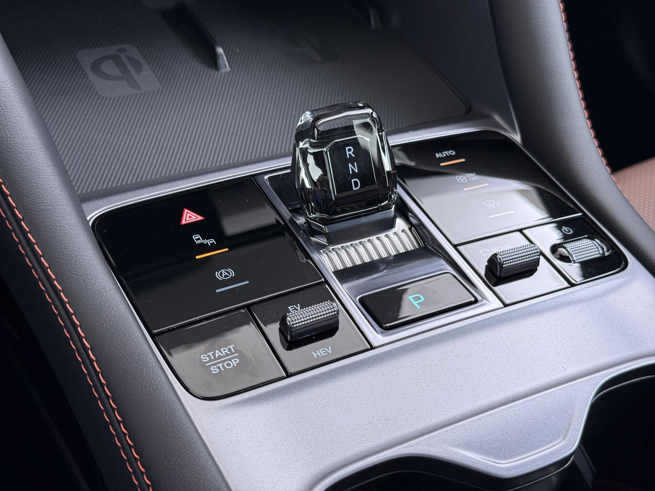 BYD SEAL U