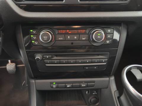 BMW X1 sDrive20d EfficientDynamics Upgrade Edition *LEATHER | XENON | NAVI-FULLMAP | COMFORT-SEATS | ECC | PDC | CRUISE | 17''ALU | TOWBAR*