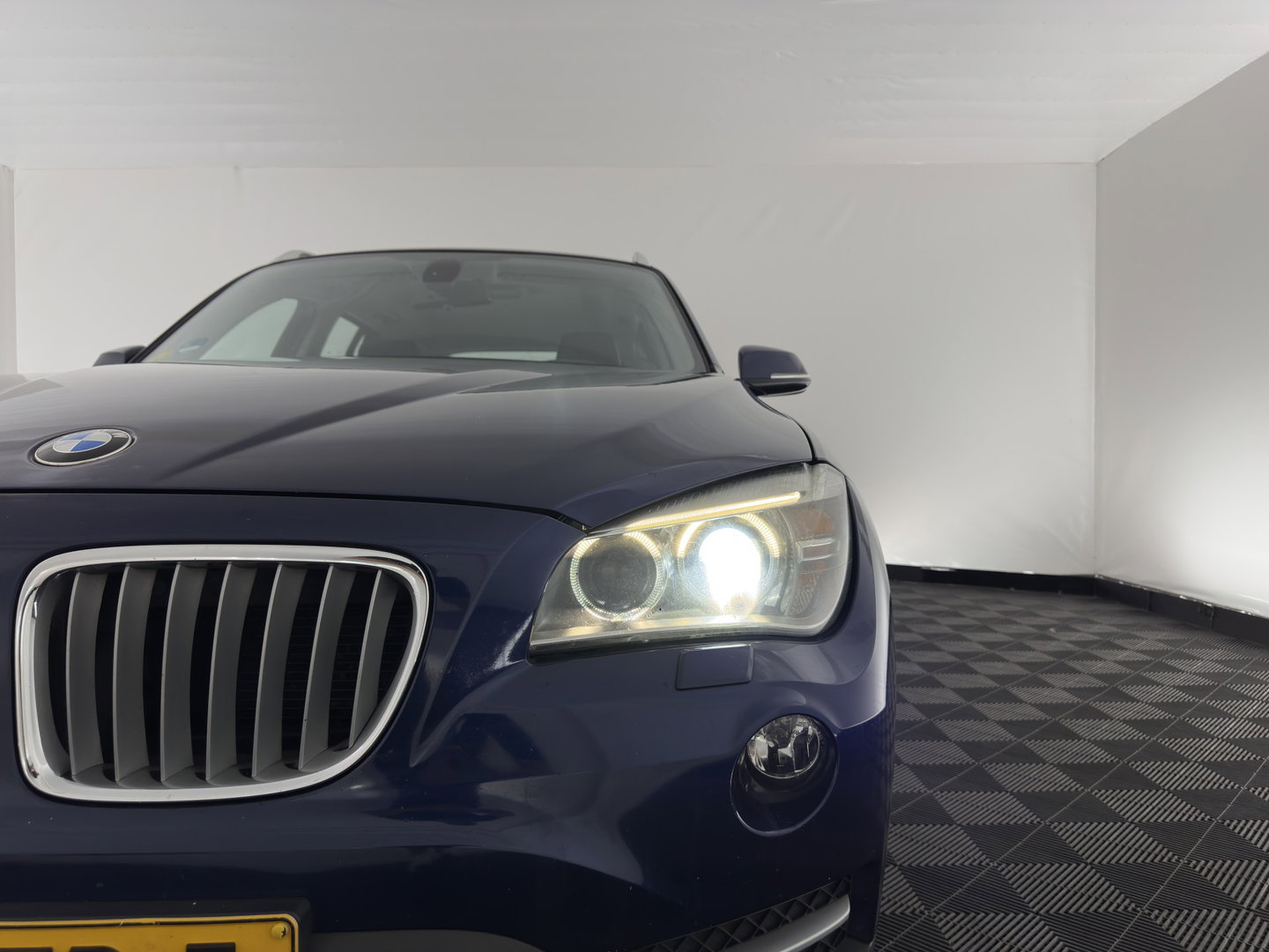 BMW X1 sDrive20d EfficientDynamics Upgrade Edition *LEATHER | XENON | NAVI-FULLMAP | COMFORT-SEATS | ECC | PDC | CRUISE | 17''ALU | TOWBAR*