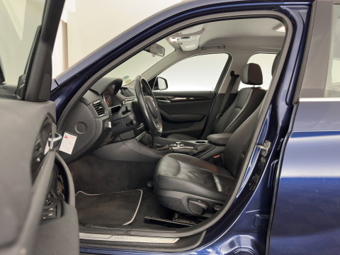 BMW X1 sDrive20d EfficientDynamics Upgrade Edition *LEATHER | XENON | NAVI-FULLMAP | COMFORT-SEATS | ECC | PDC | CRUISE | 17''ALU | TOWBAR*