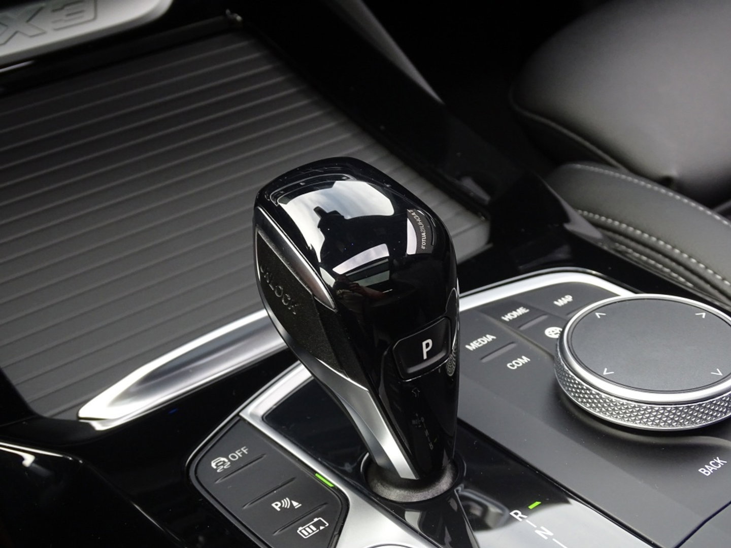 BMW X3 30e 292PK X-Drive M-Sport / Laser / Pano / Harman Kardon / 2022