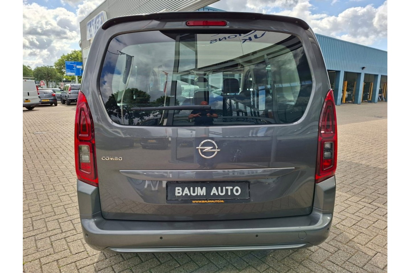 Opel Combo Life 1.2TURBO AUTOMAAT 130PK AIRCO NAVI PDC-CAMERA 5ZITPL