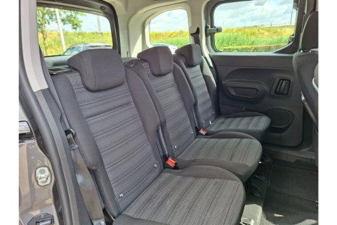 Opel Combo Life 1.2TURBO AUTOMAAT 130PK AIRCO NAVI PDC-CAMERA 5ZITPL