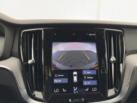 Volvo V60 2.0 T8 Recharge AWD R-Design Black-Line {SoH-99%} (Plug-in) (INCL-BTW) Aut. *LEATHER-FABRIC | FULL-LED | MEMORY-PACK | HARMAN/KARDON | DIGI-COCKPIT | HEATED-SPORTSEATS | KEYLESS | DAB+ | NAVI-FULLMAP | PDC | CRUISE | HEAD-UP | TOWBAR | 19''