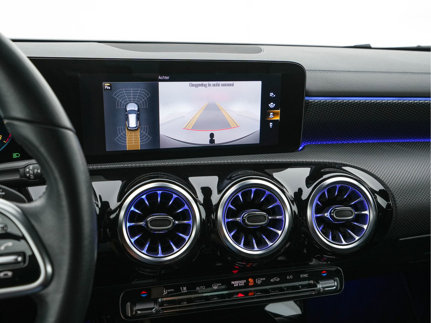 Mercedes-Benz CLA-Klasse Shooting Brake 200 Luxury Line (INCL.BTW) Aut. *ADAPTIVE-CRUISE | LEATHER | FULL-LED | HEATED-COMFORTSEATS | WIDESCREEN-COCKPIT | CAMERA | NAVI-FULLMAP | SHIFTPADDLES | PRIVACY-GLASS | DAB | AMBIENT-LIGHT | 18''ALU | TOWBA