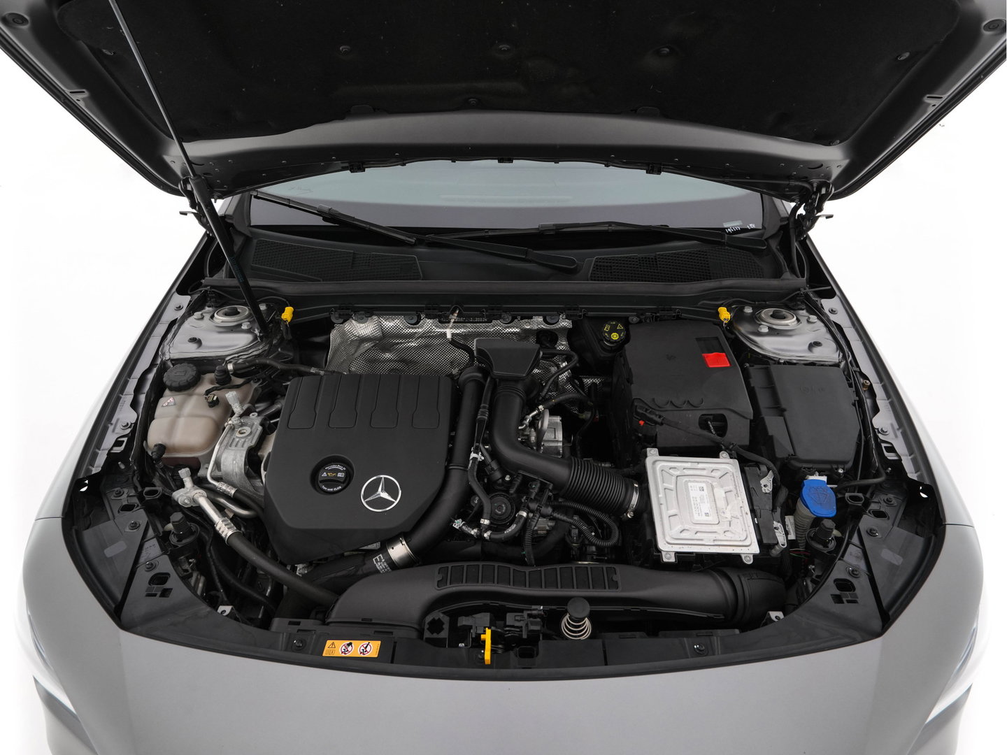 Mercedes-Benz CLA-Klasse Shooting Brake 200 Luxury Line (INCL.BTW) Aut. *ADAPTIVE-CRUISE | LEATHER | FULL-LED | HEATED-COMFORTSEATS | WIDESCREEN-COCKPIT | CAMERA | NAVI-FULLMAP | SHIFTPADDLES | PRIVACY-GLASS | DAB | AMBIENT-LIGHT | 18''ALU | TOWBA