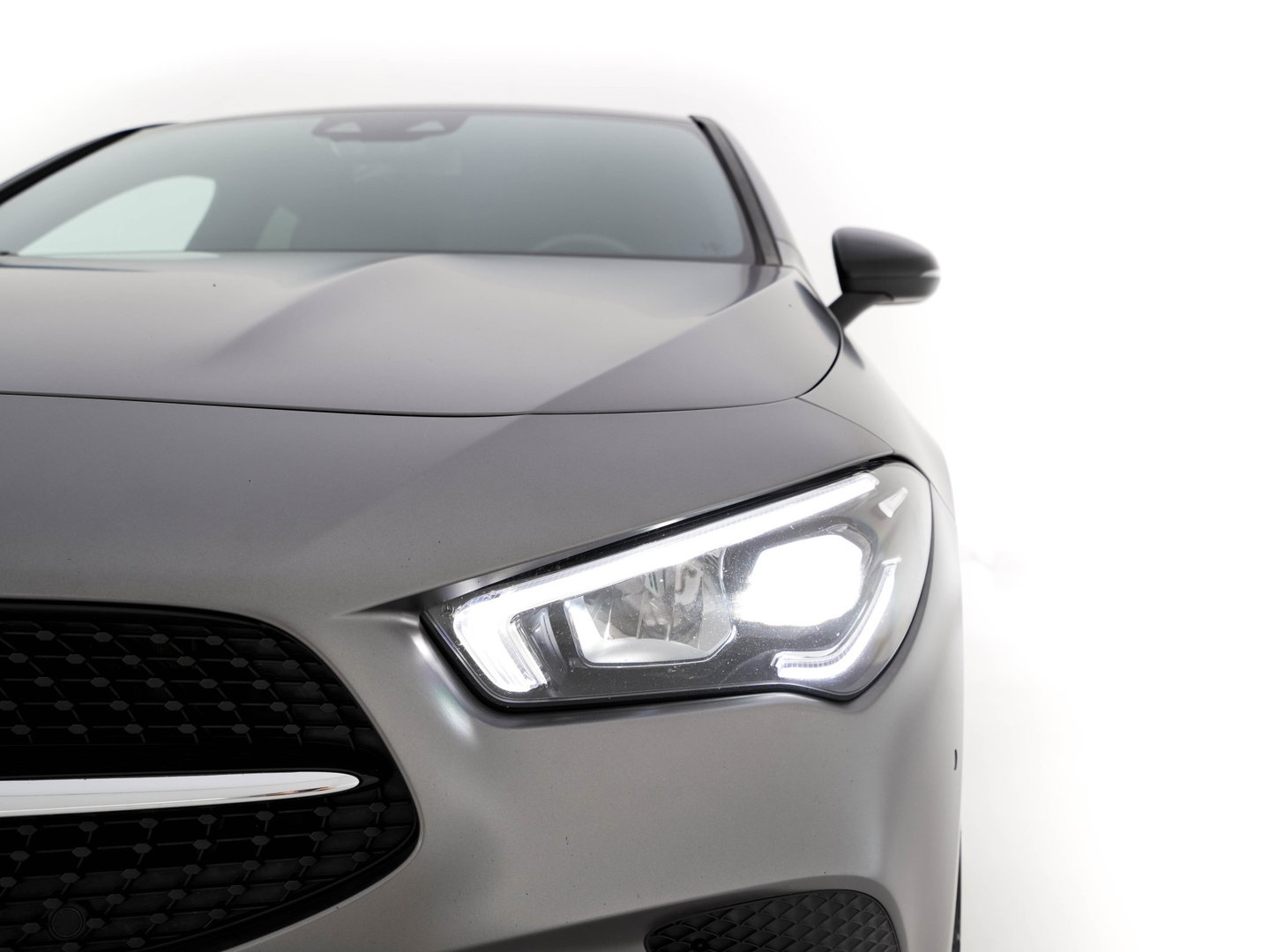 Mercedes-Benz CLA-Klasse Shooting Brake 200 Luxury Line (INCL.BTW) Aut. *ADAPTIVE-CRUISE | LEATHER | FULL-LED | HEATED-COMFORTSEATS | WIDESCREEN-COCKPIT | CAMERA | NAVI-FULLMAP | SHIFTPADDLES | PRIVACY-GLASS | DAB | AMBIENT-LIGHT | 18''ALU | TOWBA
