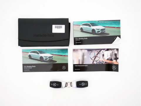 Mercedes-Benz CLA-Klasse Shooting Brake 200 Luxury Line (INCL.BTW) Aut. *ADAPTIVE-CRUISE | LEATHER | FULL-LED | HEATED-COMFORTSEATS | WIDESCREEN-COCKPIT | CAMERA | NAVI-FULLMAP | SHIFTPADDLES | PRIVACY-GLASS | DAB | AMBIENT-LIGHT | 18''ALU | TOWBA