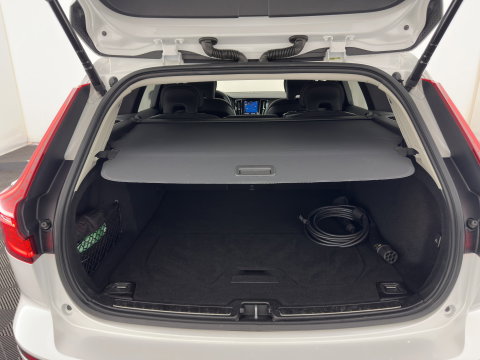 Volvo V60 2.0 T6 Plug-in hybrid AWD Core Bright Aut. (INCL.BTW) *FULL-LED | DIGI-COCKPIT | HEATED-COMFORTSEATS | KEYLESS | DAB | PRIVACY-GLASS | CARPLAY | NAVI-FULLMAP | TOWBAR | 18''ALU*
