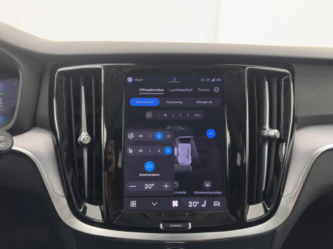 Volvo V60 2.0 T6 Plug-in hybrid AWD Core Bright Aut. (INCL.BTW) *FULL-LED | DIGI-COCKPIT | HEATED-COMFORTSEATS | KEYLESS | DAB | PRIVACY-GLASS | CARPLAY | NAVI-FULLMAP | TOWBAR | 18''ALU*