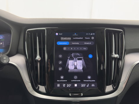 Volvo V60 2.0 T6 Plug-in hybrid AWD Core Bright Aut. (INCL.BTW) *FULL-LED | DIGI-COCKPIT | HEATED-COMFORTSEATS | KEYLESS | DAB | PRIVACY-GLASS | CARPLAY | NAVI-FULLMAP | TOWBAR | 18''ALU*