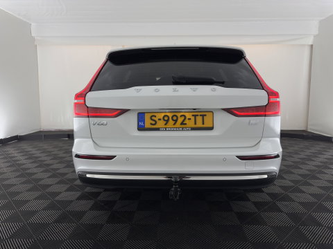 Volvo V60 2.0 T6 Plug-in hybrid AWD Core Bright Aut. (INCL.BTW) *FULL-LED | DIGI-COCKPIT | HEATED-COMFORTSEATS | KEYLESS | DAB | PRIVACY-GLASS | CARPLAY | NAVI-FULLMAP | TOWBAR | 18''ALU*