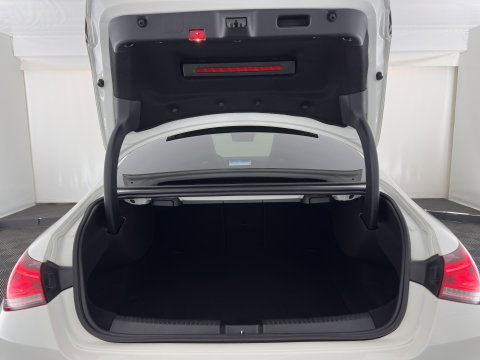 Mercedes-Benz CLA-Klasse 180 d Premium Plus (INCL-BTW) Aut. *PANO | LEATHER-MICROFIBRE | FULL-LED  | AMBIENTLIGHT | HEATED-SPORTSEATS | WIDESCREEN-COCKPIT | DAB+ | NAVI-FULLMAP | CAMERA | PRIVACYGLASS | 19''ALU*