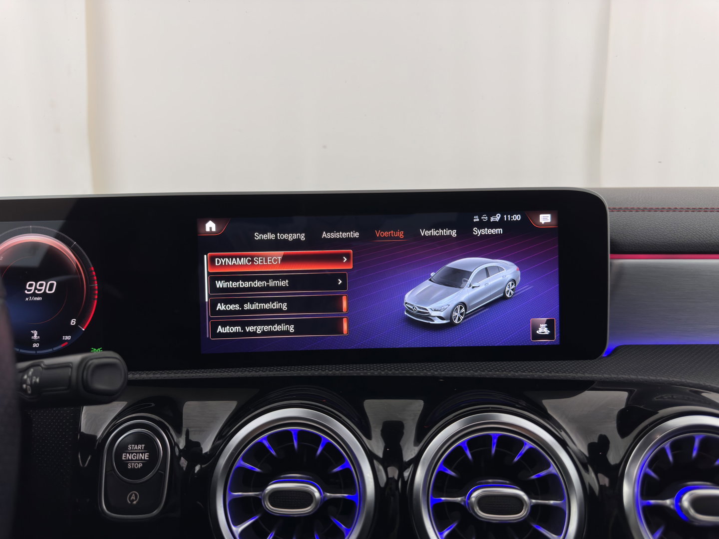 Mercedes-Benz CLA-Klasse 180 d Premium Plus (INCL-BTW) Aut. *PANO | LEATHER-MICROFIBRE | FULL-LED  | AMBIENTLIGHT | HEATED-SPORTSEATS | WIDESCREEN-COCKPIT | DAB+ | NAVI-FULLMAP | CAMERA | PRIVACYGLASS | 19''ALU*
