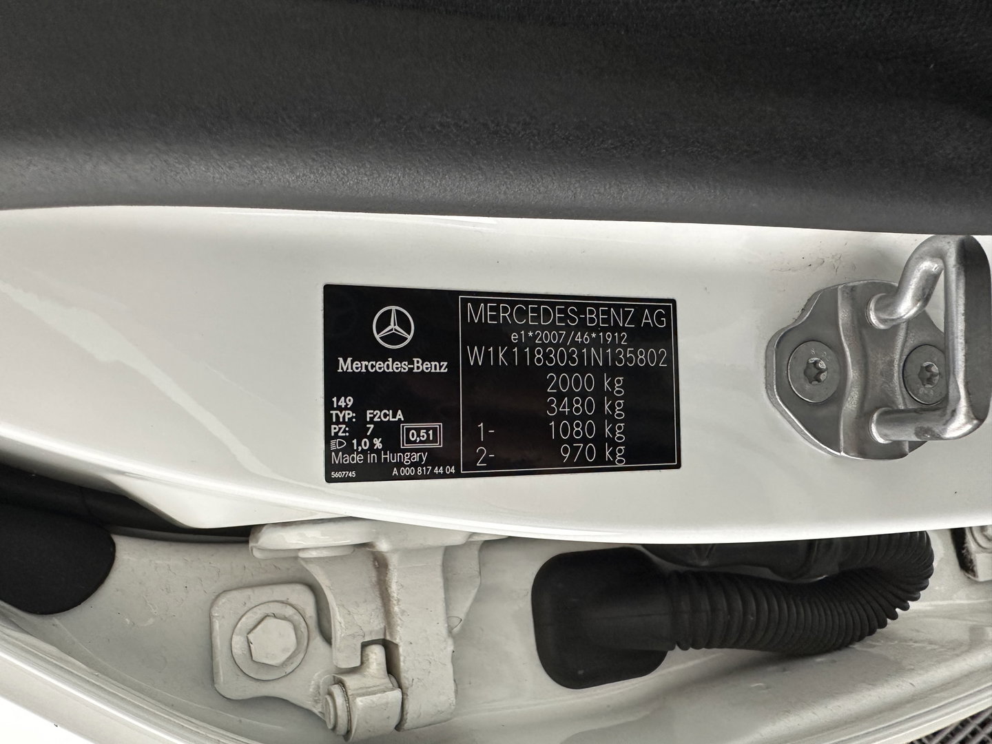 Mercedes-Benz CLA-Klasse 180 d Premium Plus (INCL-BTW) Aut. *PANO | LEATHER-MICROFIBRE | FULL-LED  | AMBIENTLIGHT | HEATED-SPORTSEATS | WIDESCREEN-COCKPIT | DAB+ | NAVI-FULLMAP | CAMERA | PRIVACYGLASS | 19''ALU*