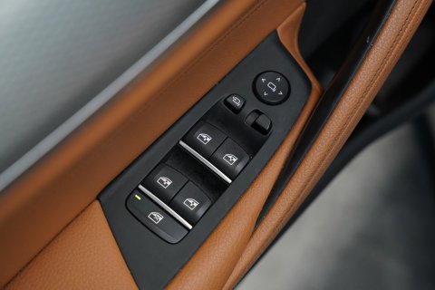BMW 5 Serie 520i High Executive M-Sport  Wrapped Schuif/kantel-dak Leder