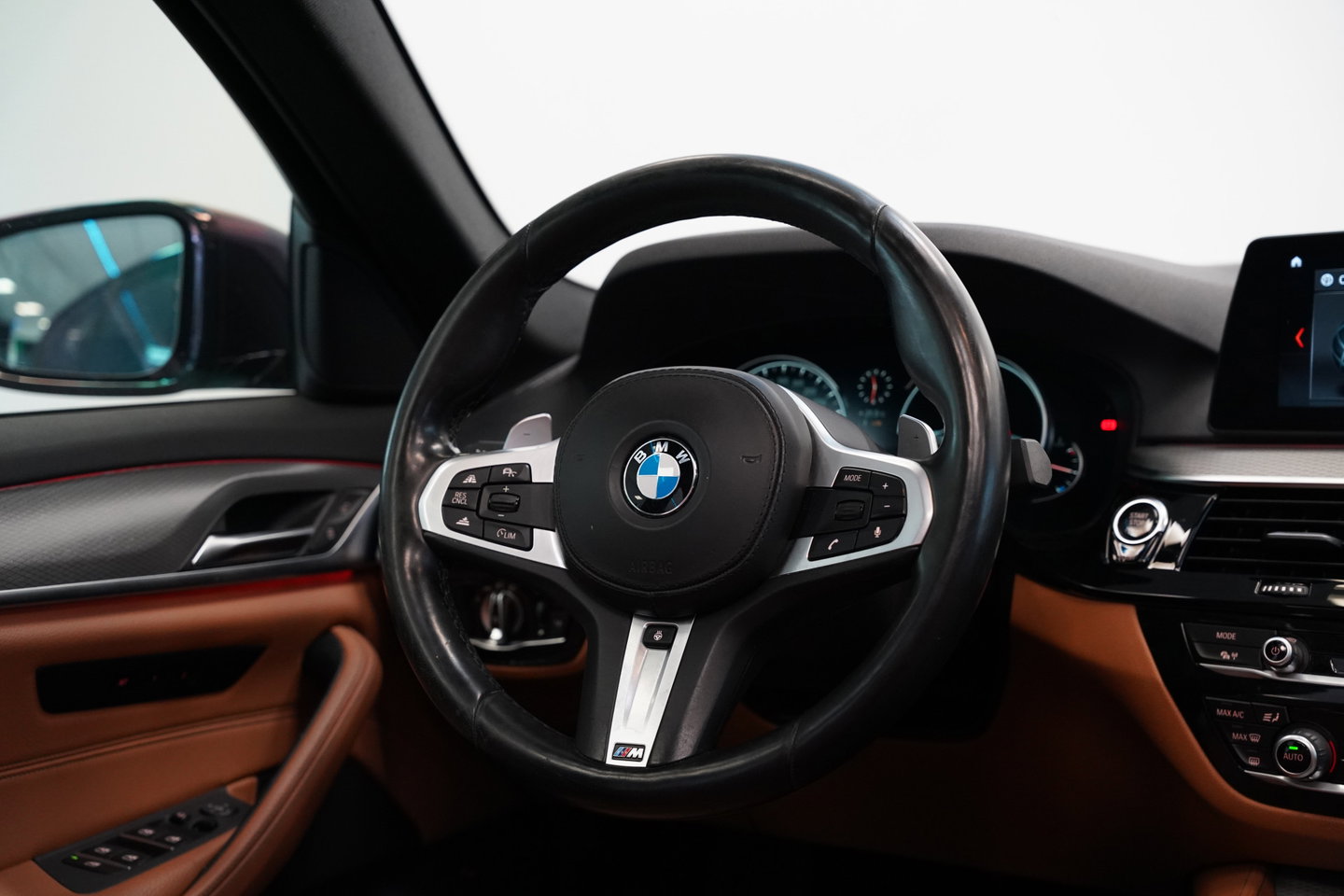 BMW 5 Serie 520i High Executive M-Sport  Wrapped Schuif/kantel-dak Leder
