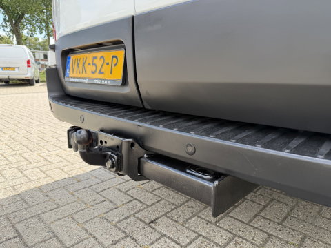 Ford Transit 350 2.0 TDCI L3H2 Trend RWD / trekhaak 2800 kg ! / vaste prijs rijklaar € 18.950 ex btw / lease vanaf € / airco / cruise / stoelverwarming / camera / euro 6 / bpm vrij