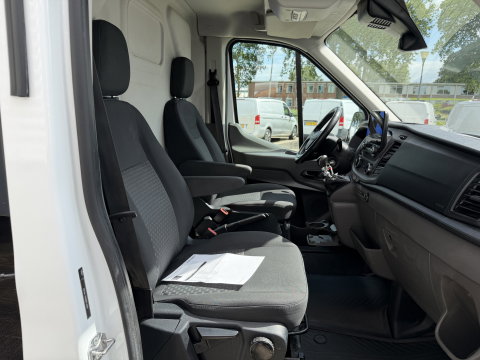 Ford Transit 350 2.0 TDCI L3H2 Trend RWD / trekhaak 2800 kg ! / vaste prijs rijklaar € 18.950 ex btw / lease vanaf € / airco / cruise / stoelverwarming / camera / euro 6 / bpm vrij