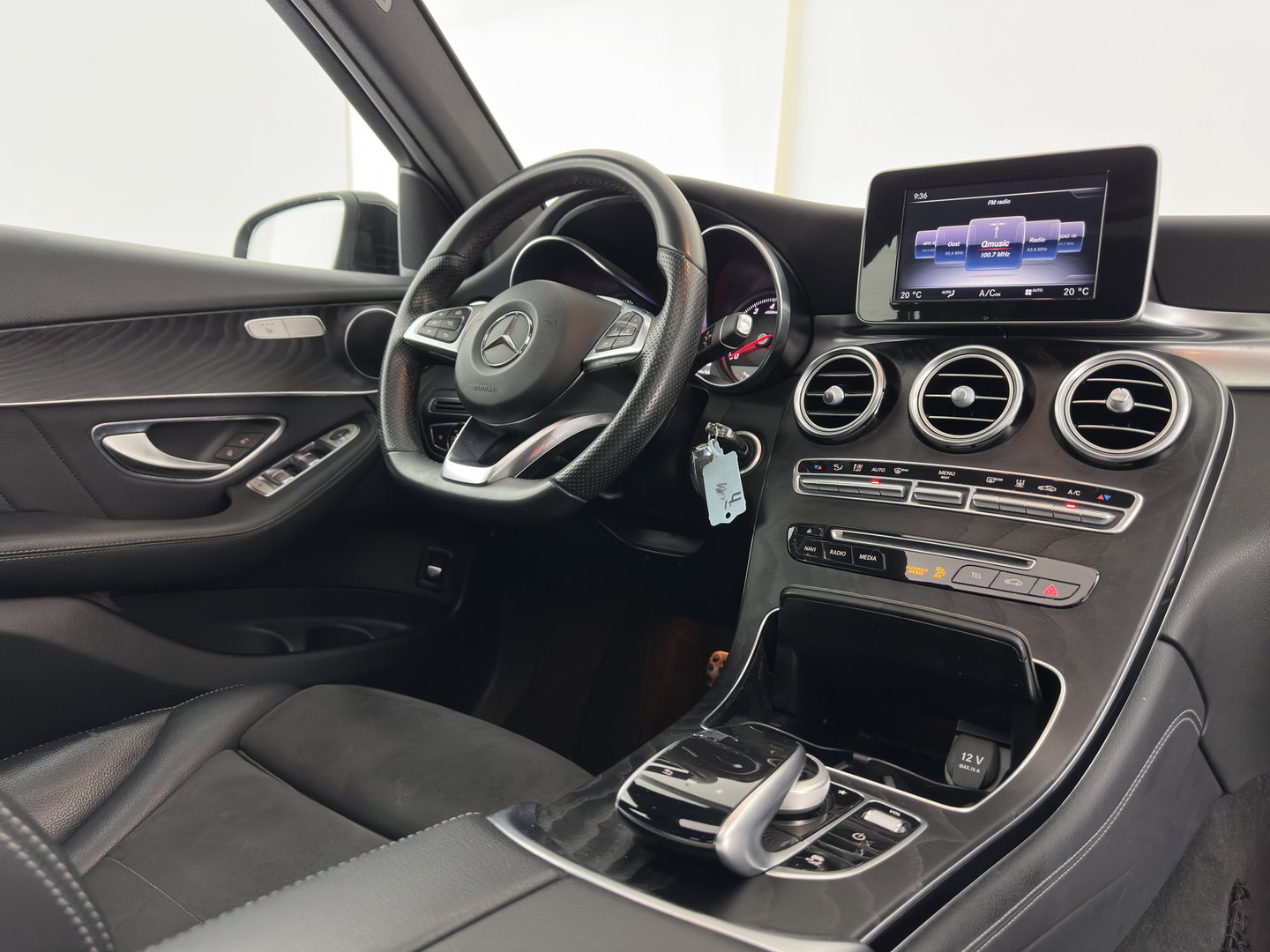 Mercedes-Benz GLC 350e 4MATIC Ambition Aut. *PANO | LEATHER-MICROFIBRE | FULL-LED | NAVI-FULLMAP | CAMERA | BLINDSPOT | HEATED-SPORTSEATS | SHIFTPADDLES | ECC | PDC | CRUISE | 19''ALU*