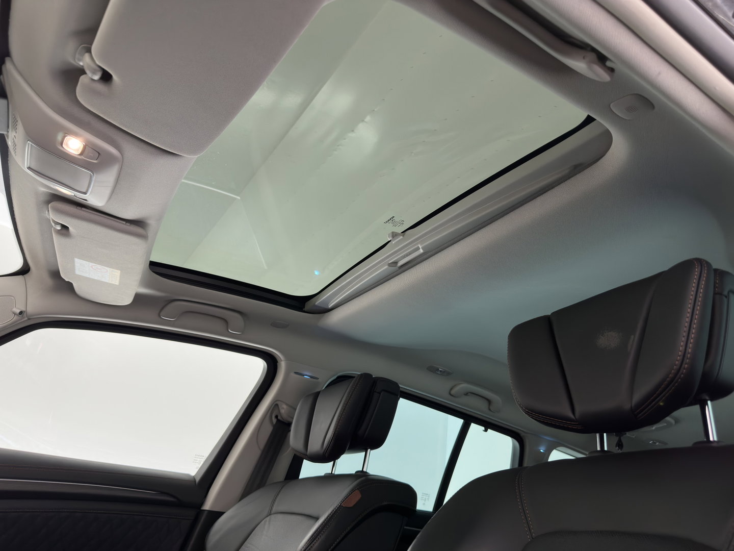 Renault Espace 2.0 Blue dCi Initiale Paris [ 7-Pers. ] Aut. *PANO | HEAD-UP | LEATHER |  ADAPTIVE-CRUISE | FULL-LED | CAMERA | KEYLESS | HEATED-COMFORTSEATS | PRIVACY-GLASS | ECC | PDC | AMBIENT-LIGHT | 19''ALU*